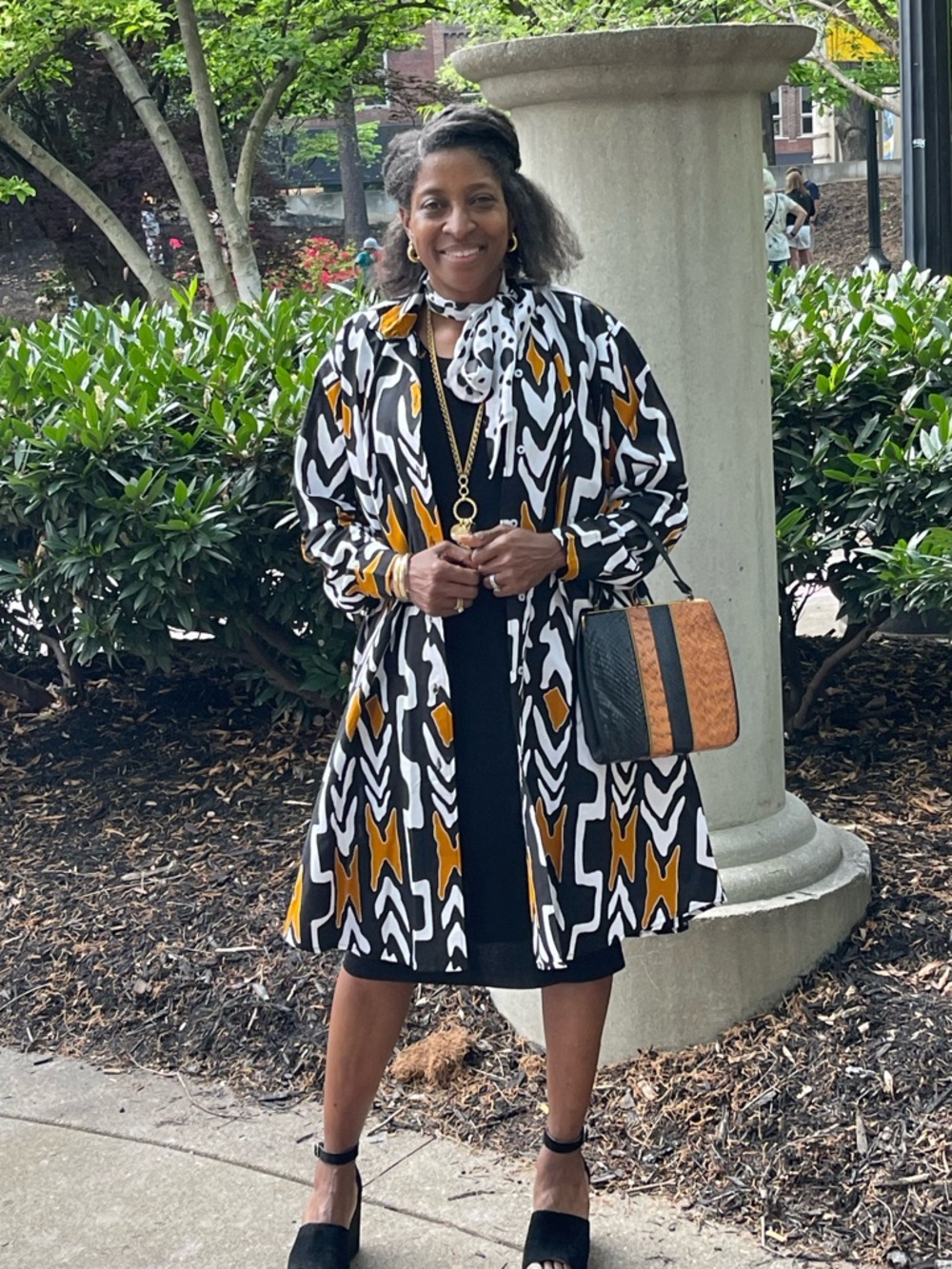 100-200 Fabulous Find $5- 5:00 pm est for 5 Hours - 4/22/2026 - Picture 3 of 16